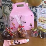 Dia das Crianças: Padaria paulistana cria maleta de cupcake para criançada