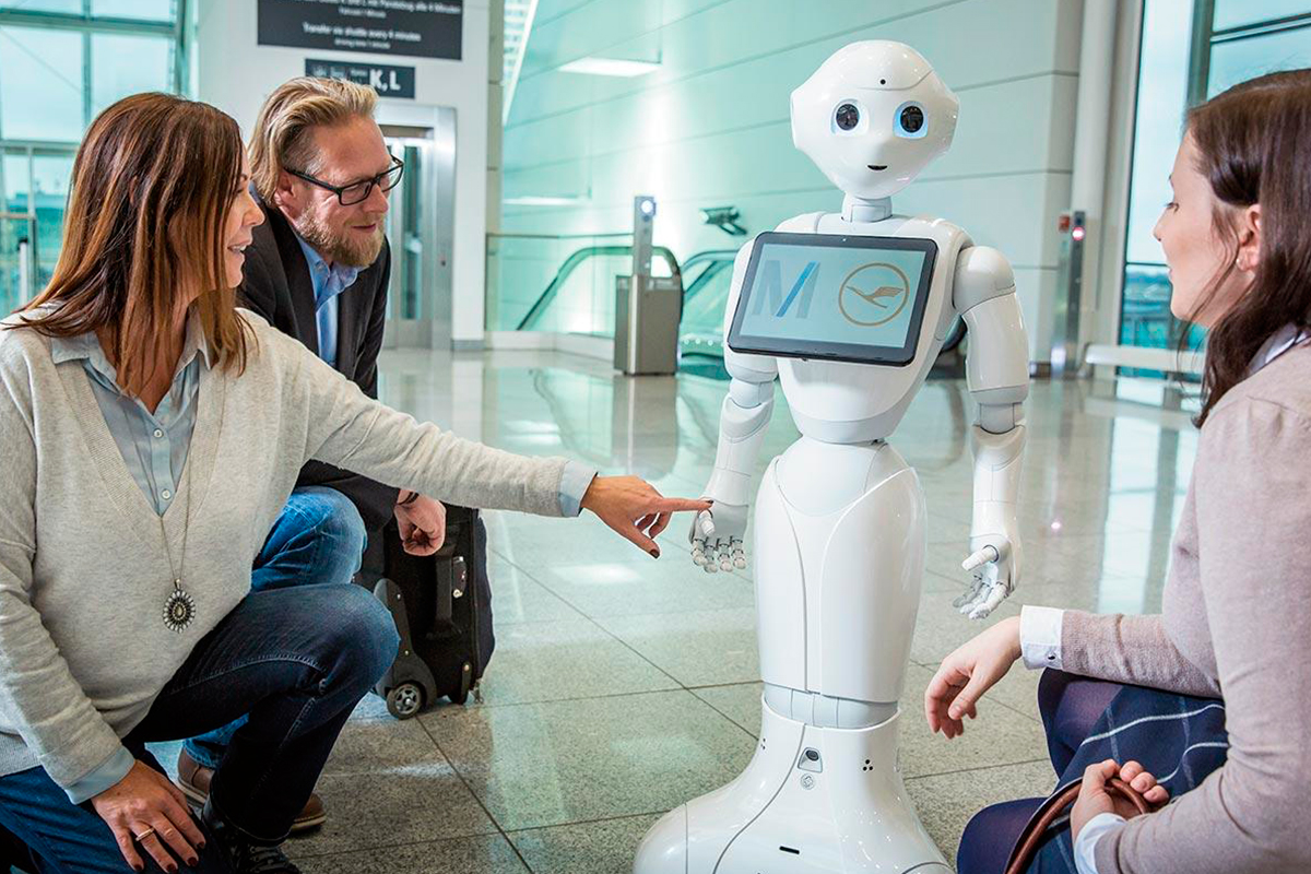 Навык для работы с искусственным интеллектом. Робот Джози Пеппер. Роботы в аэропорту. Роботы помощники в аэропортах. Робот консьерж.