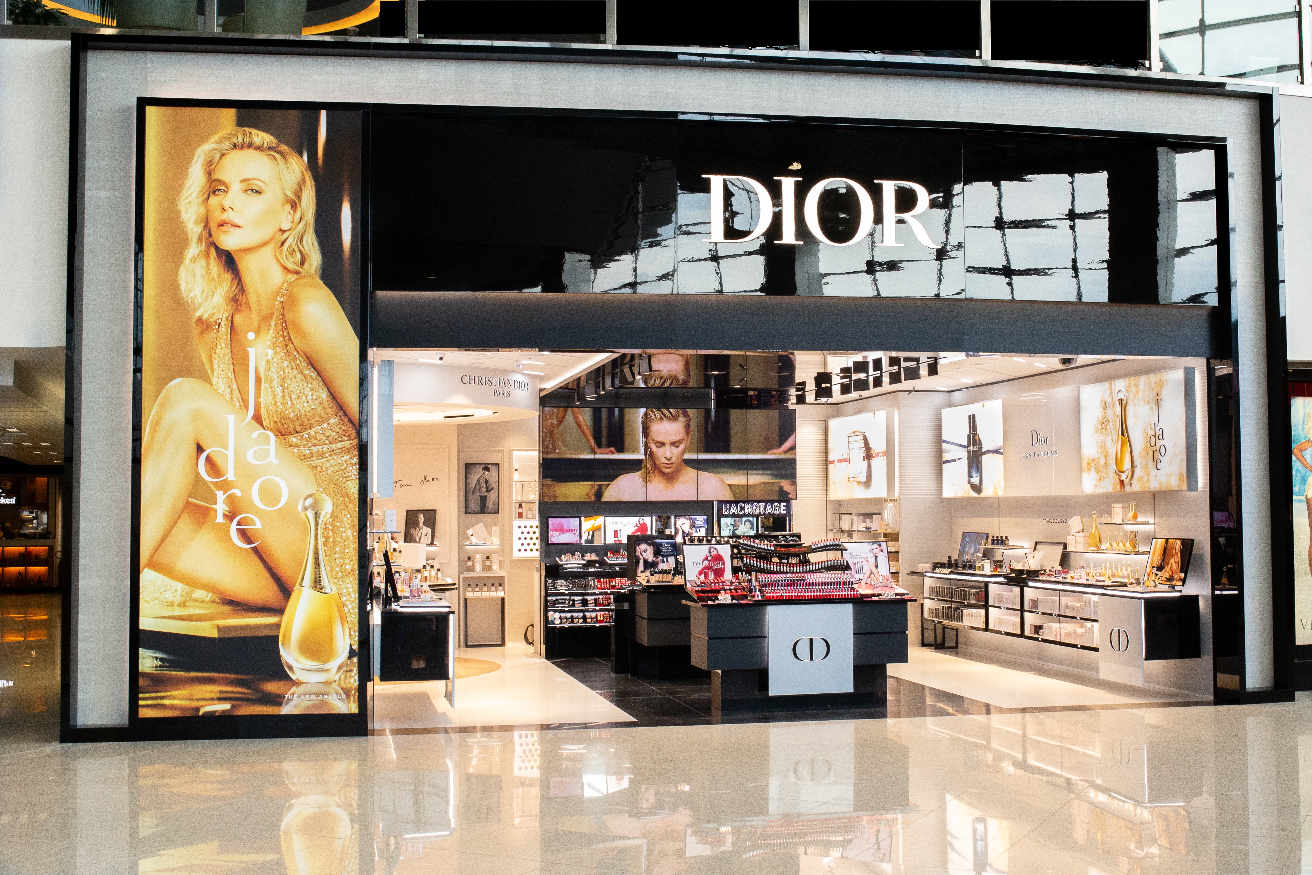 GRU Airport tem primeira Maison Christian Dior no Brasil – Revista Embarque