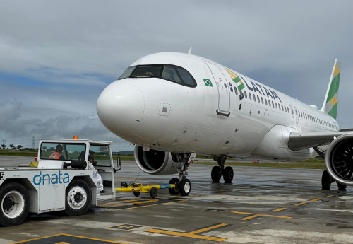 LATAM inicia voos entre Brasília e Campina Grande para reforçar malha aérea nacional no Nordeste